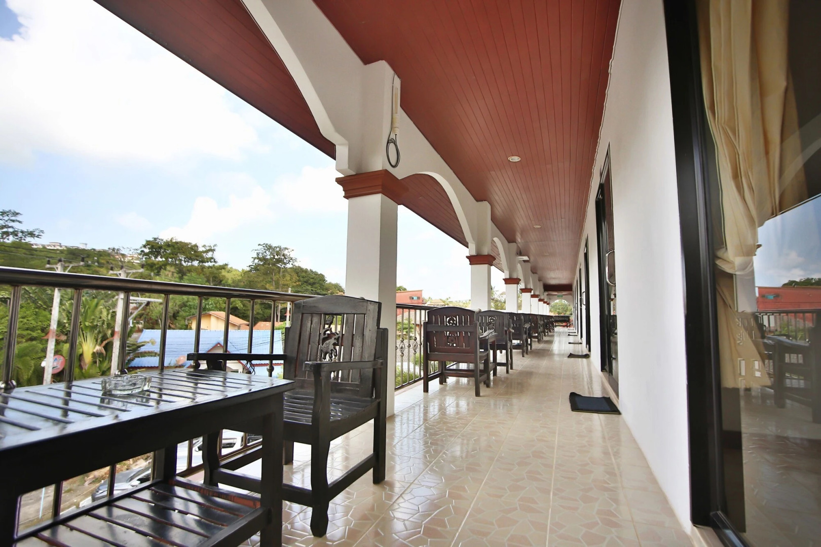 Lotus Friendly Hotel