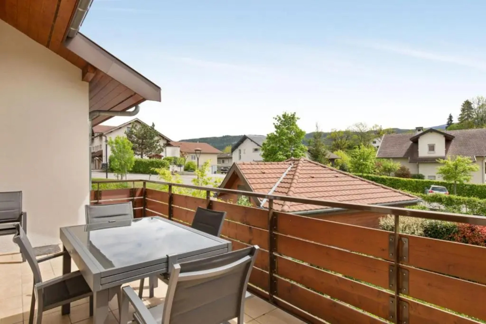 3-Rooms Flat In Annecy In The Lovely Seynod Village