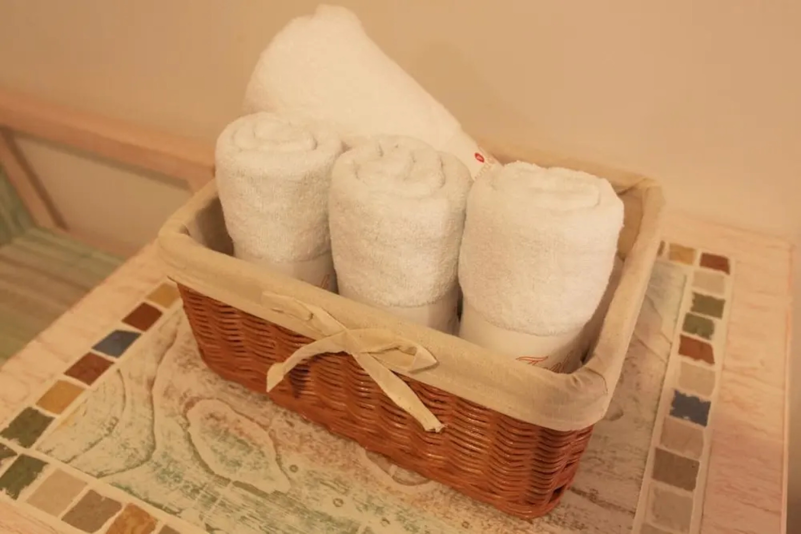 Feel Love Drive-in Motel