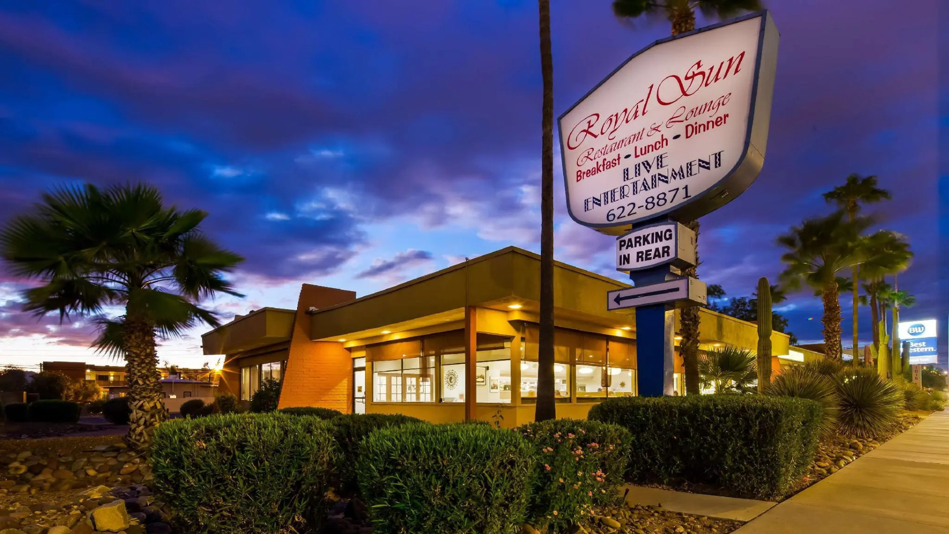 Best Western Royal Sun Inn & Suites
