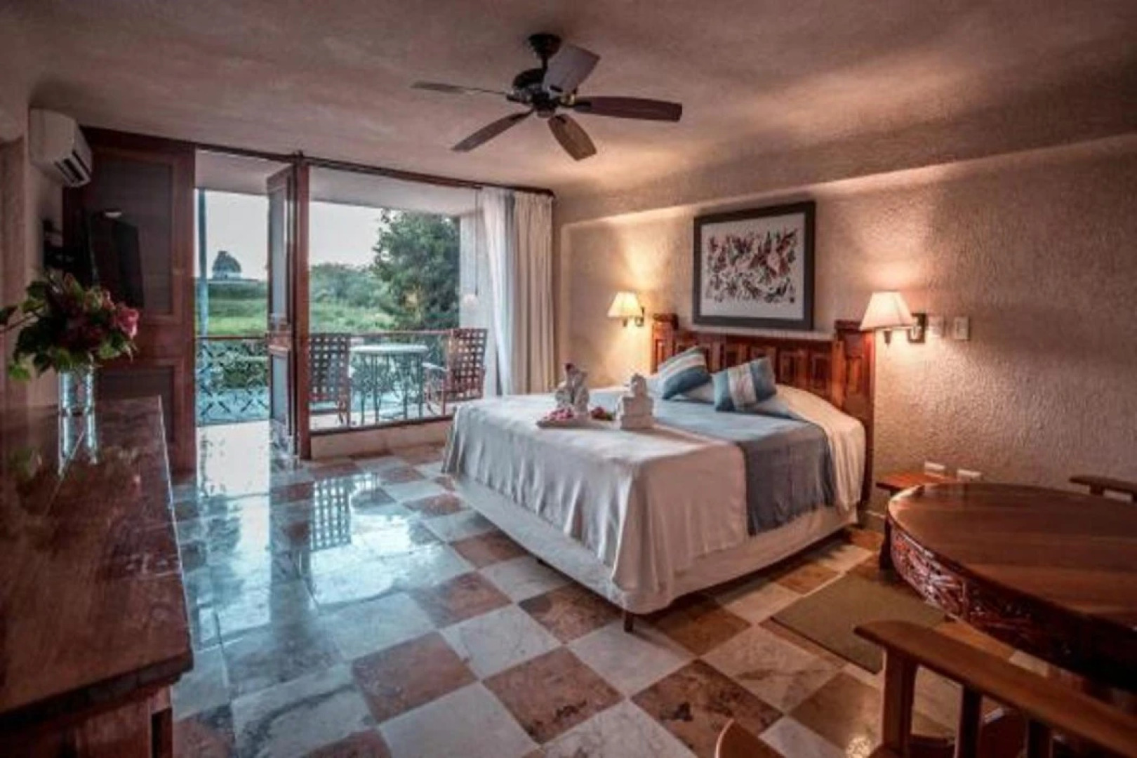 The Suites at Chichen Itzá