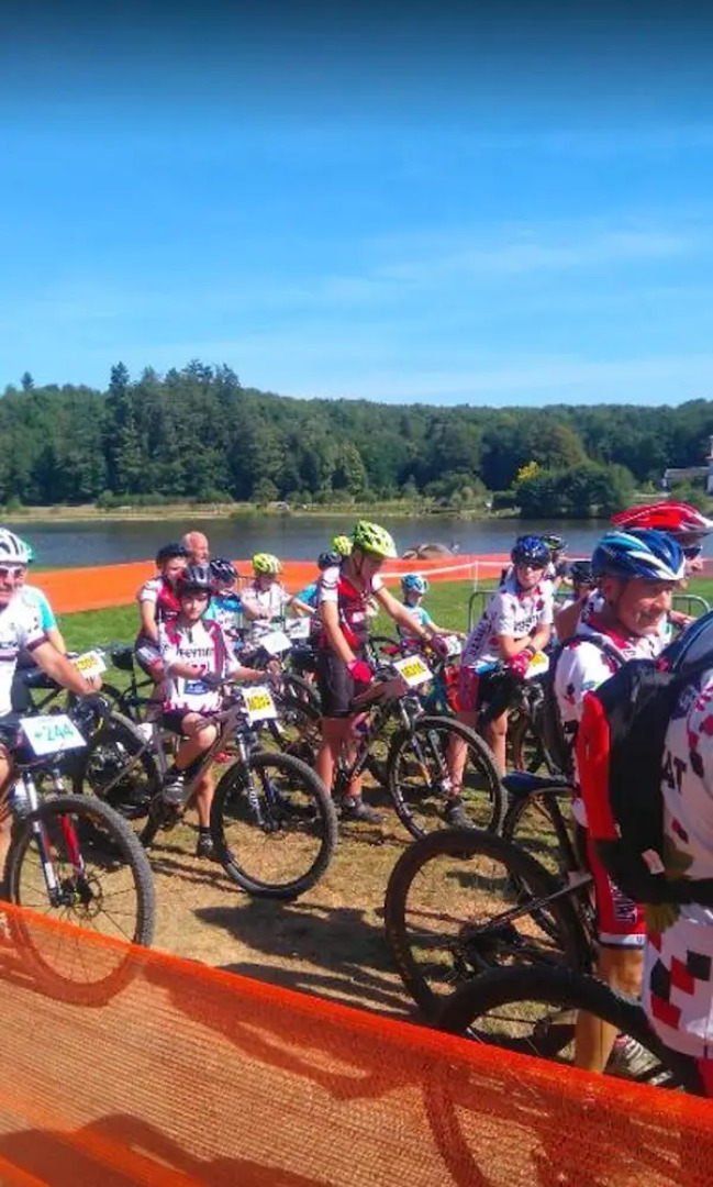 Bungalow With 2 Bedrooms in Rochechouart, With Wonderful Lake View, Po