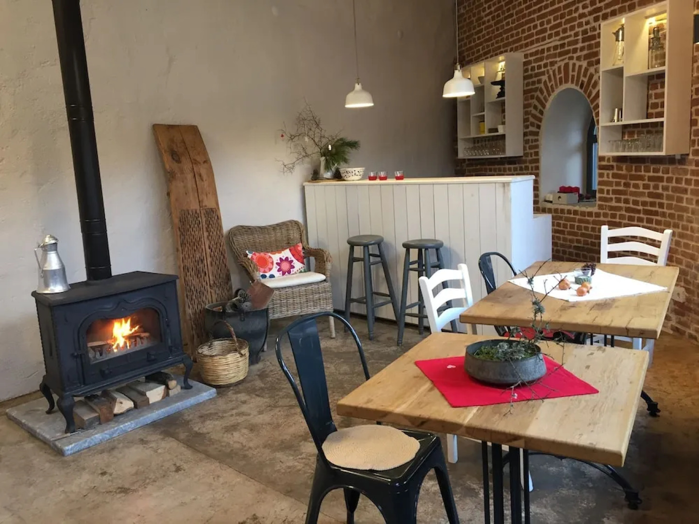 Attalos Suites Hotel