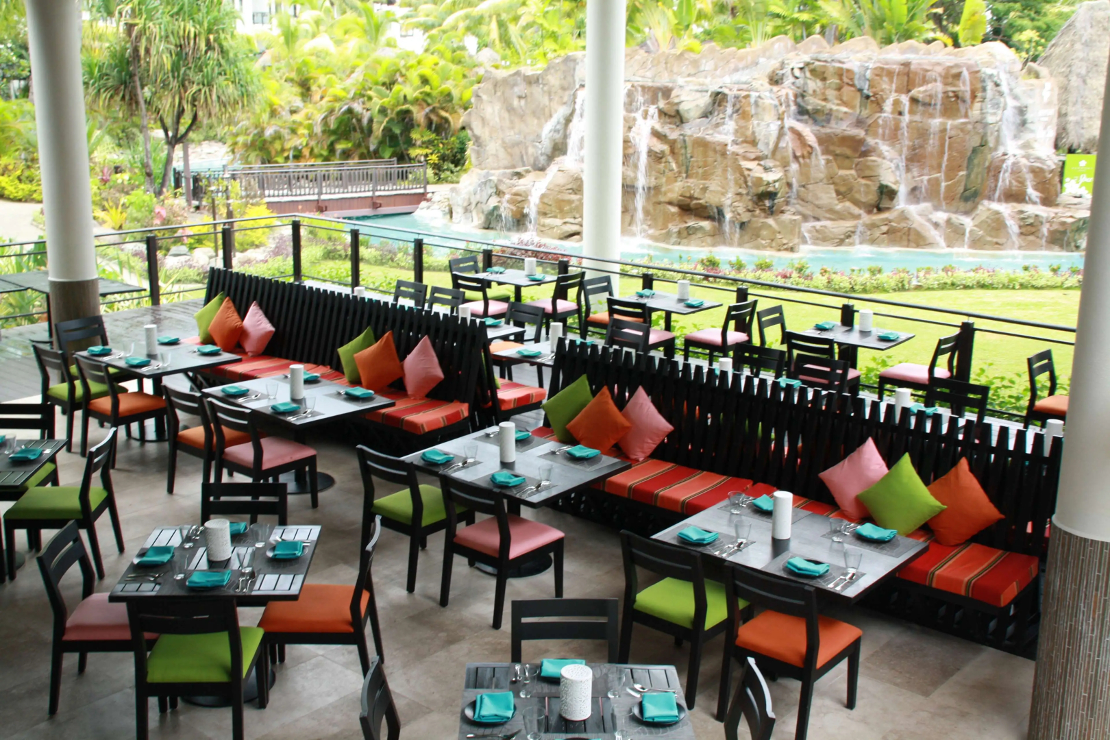 Radisson Blu Resort Fiji Denarau Island