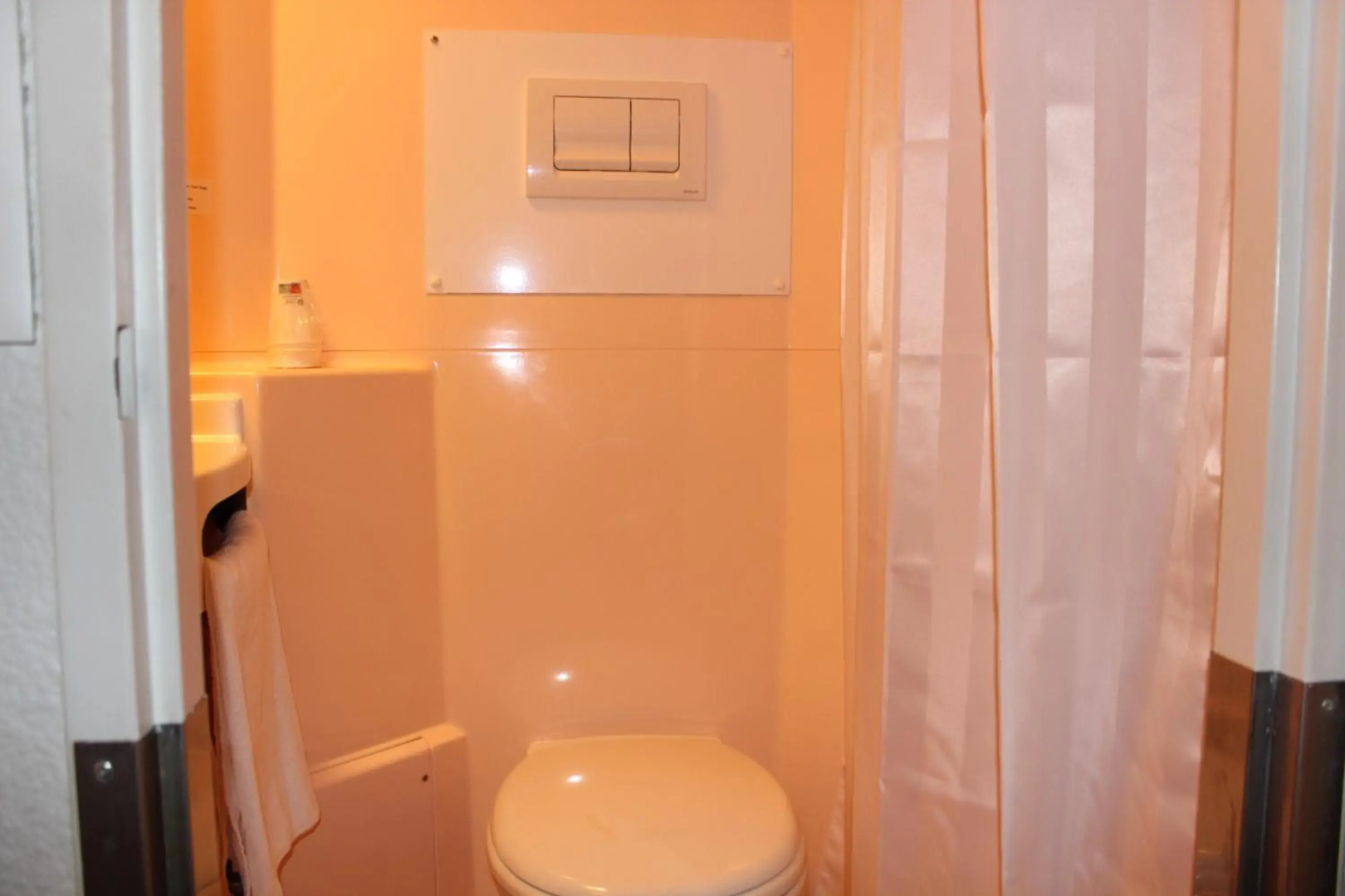 Hotel Première Classe Saint Quentin En Yvelines - Elancourt