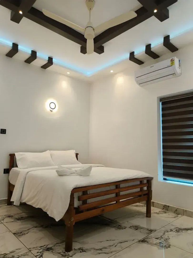 Wavealokam Beach Retreat