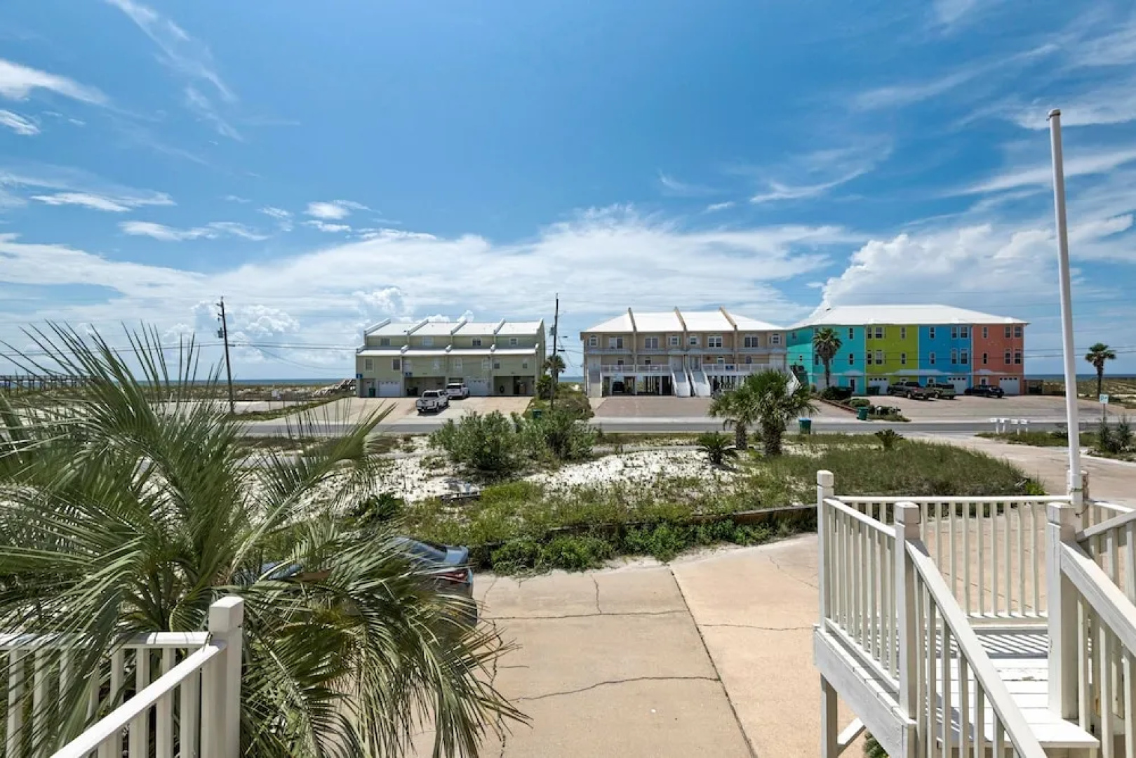 Sea La Vie 2 Bedroom Townhouse by RedAwning