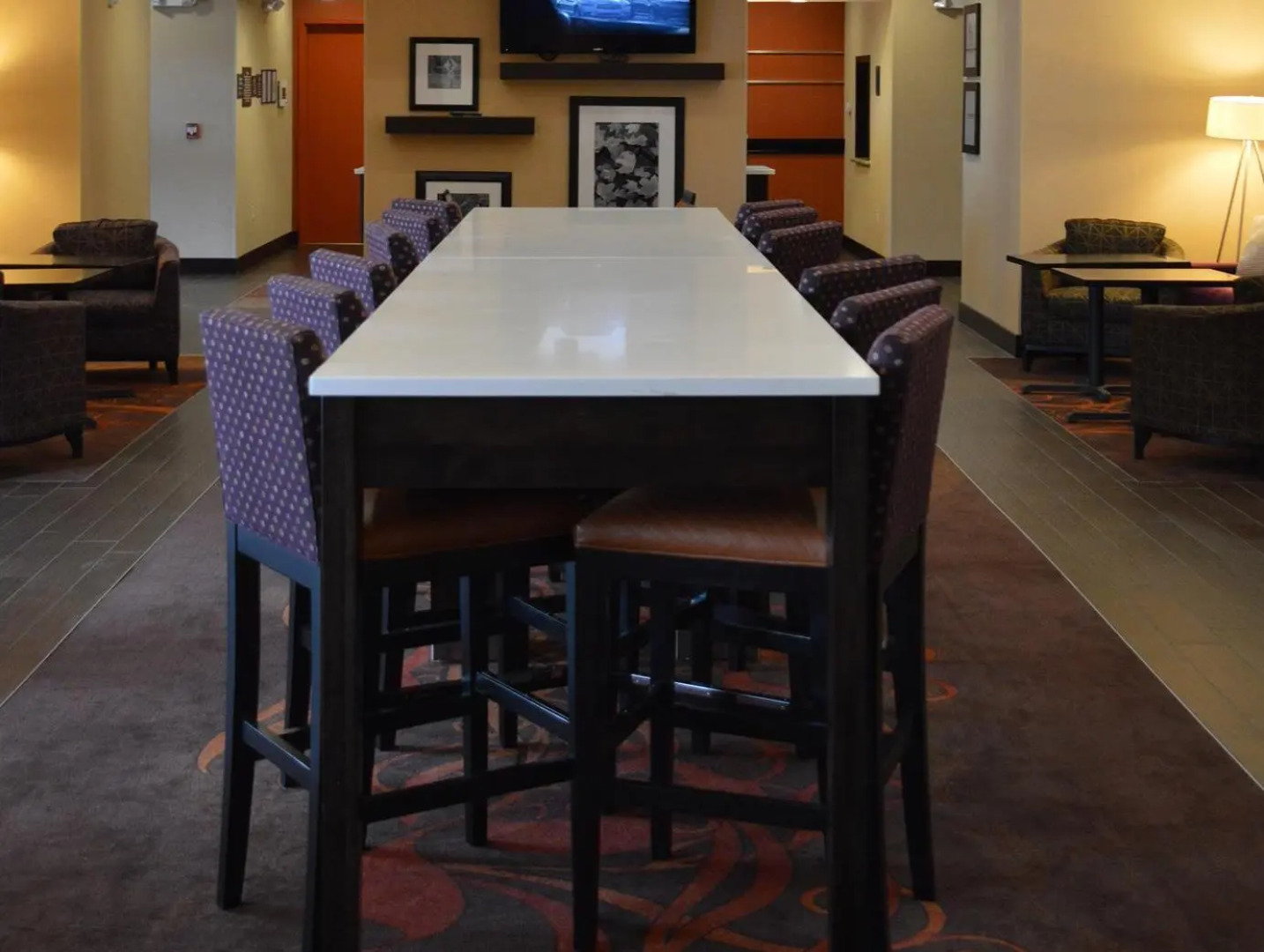 Hampton Inn & Suites Jamestown, ND
