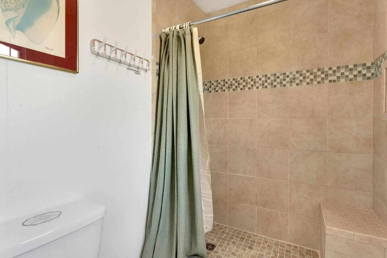 4122 - Blue White Haven