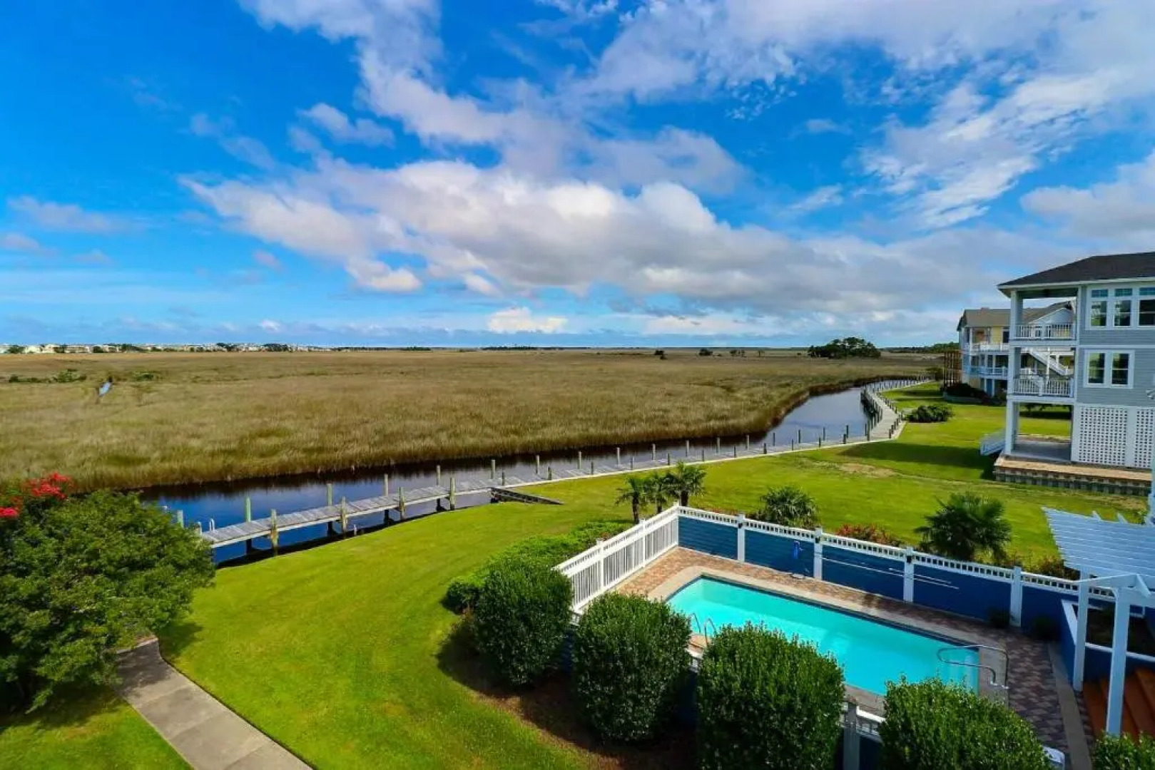 7500 Soundscape Canalfront