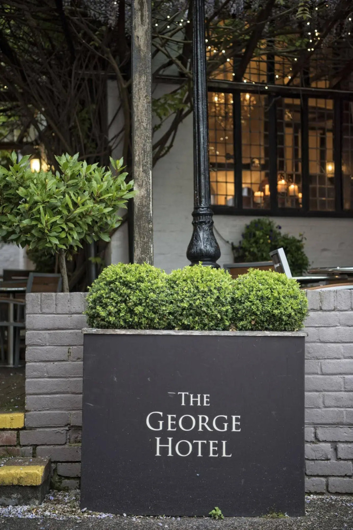 The George Hotel