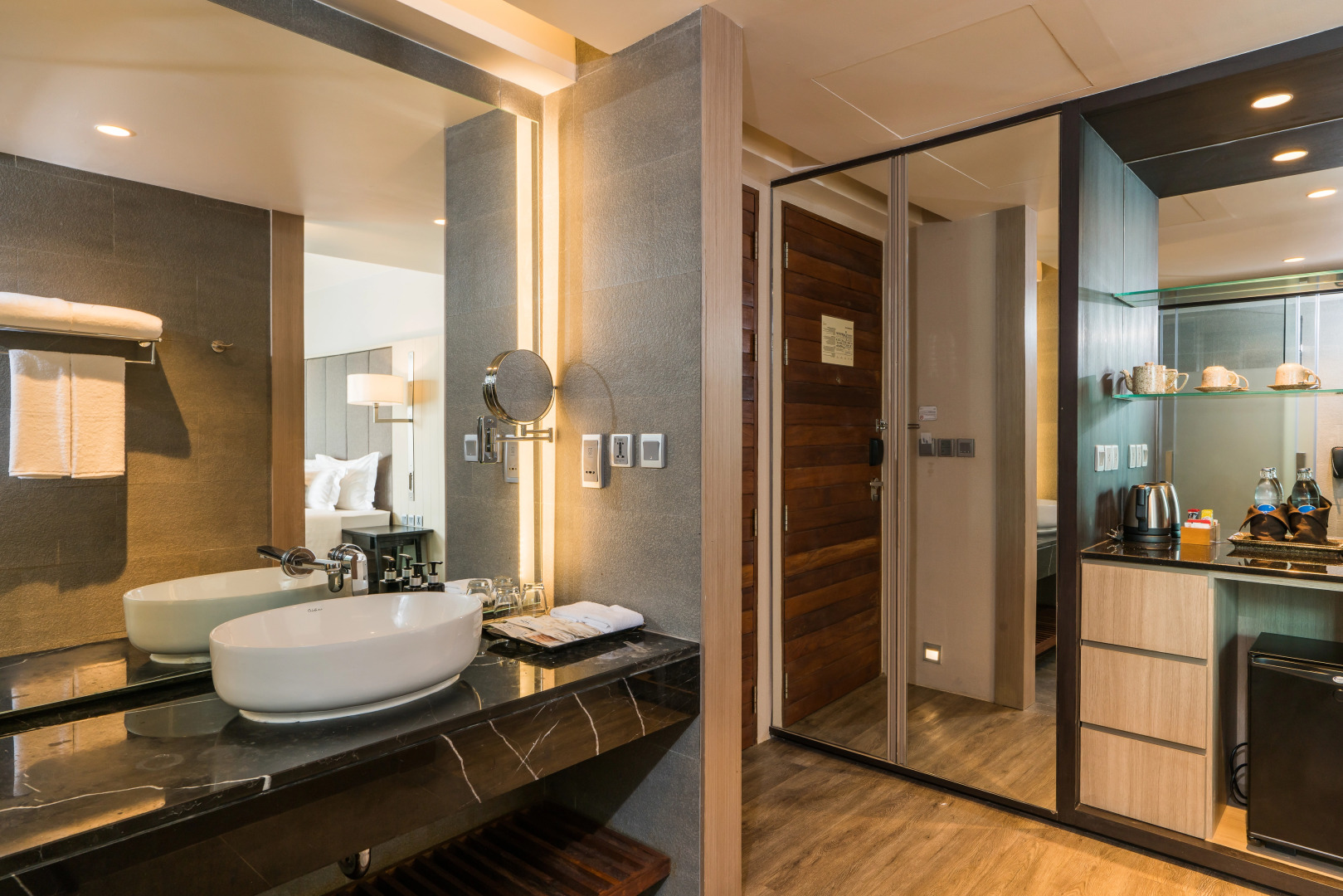 Курортный отель My Beach Resort Phuket