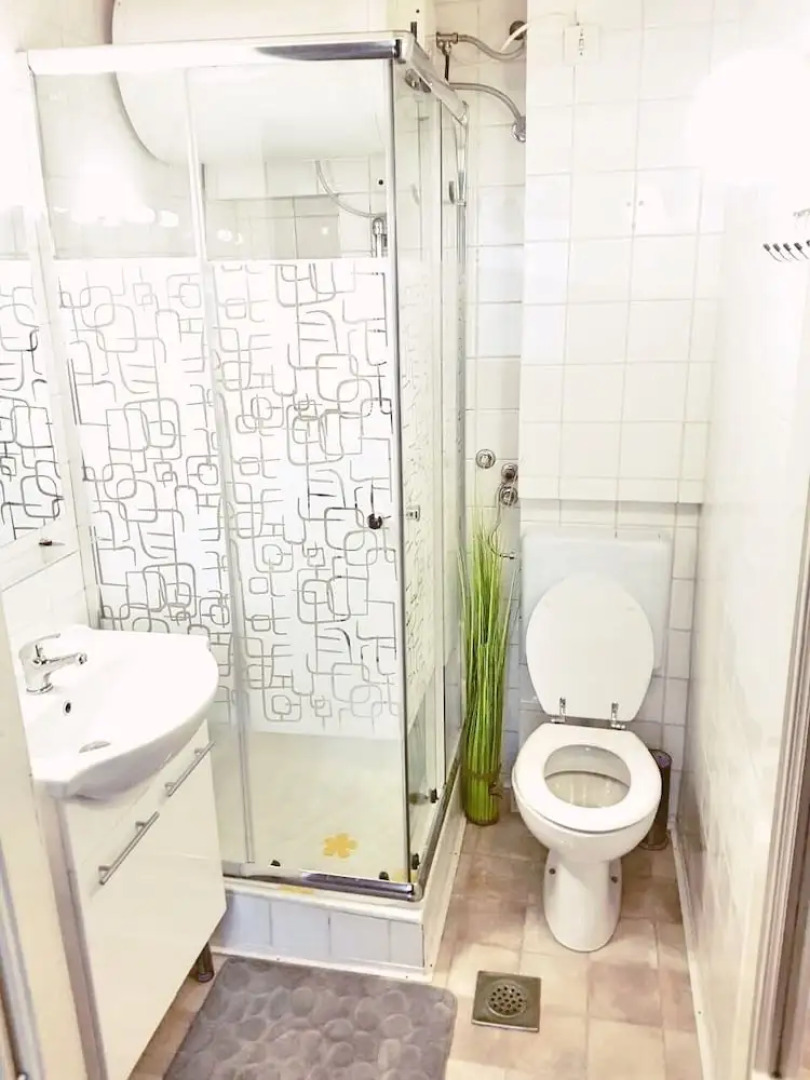 Bright Apartment at Tartini Square