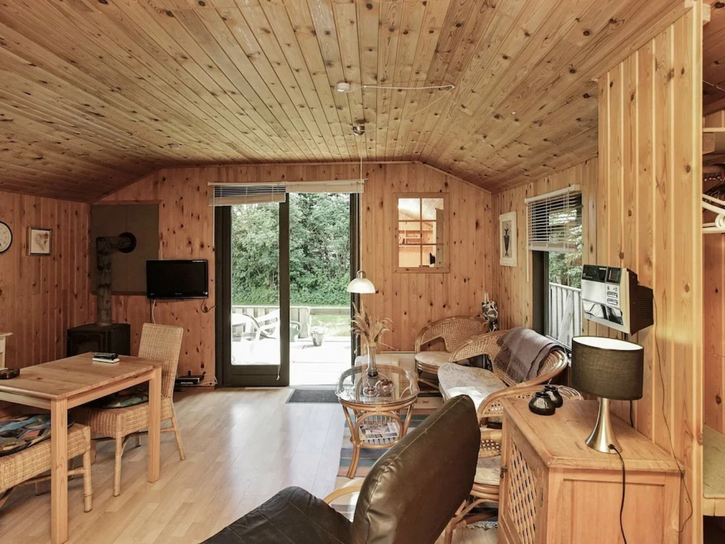 Cozy Holiday Home in Hals near Beach