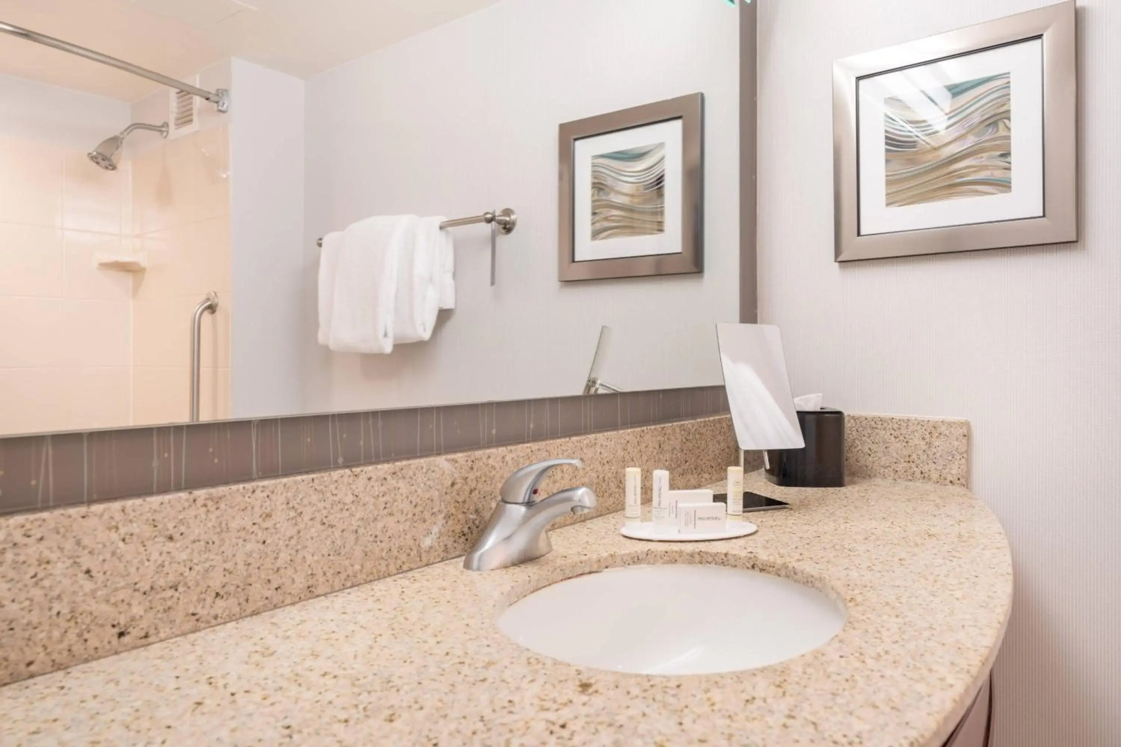 Courtyard Silver Spring Downtown