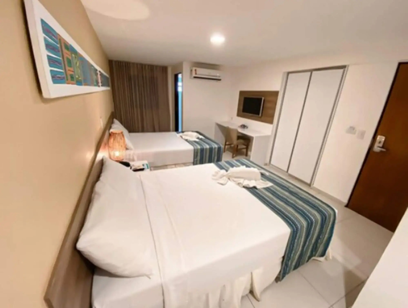 Slim Pajuçara by Tropicalis