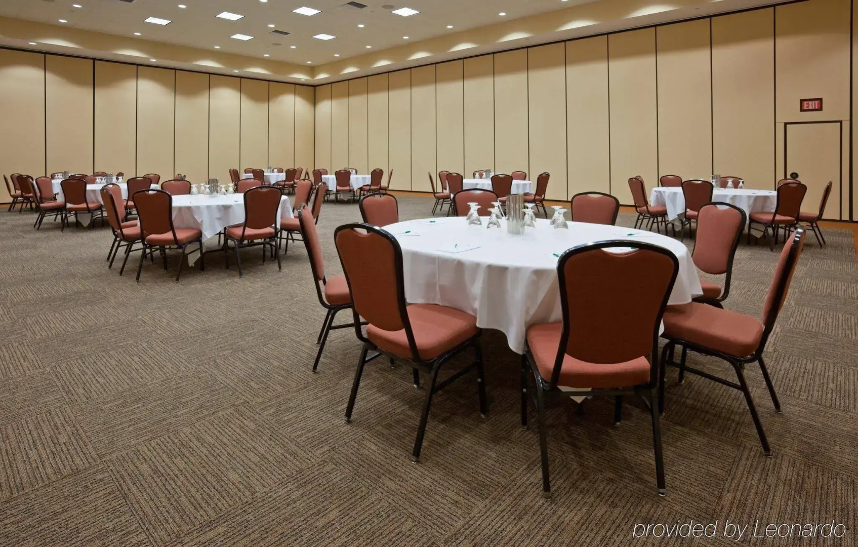 Holiday Inn Stevens Point - Convention Ctr by IHG