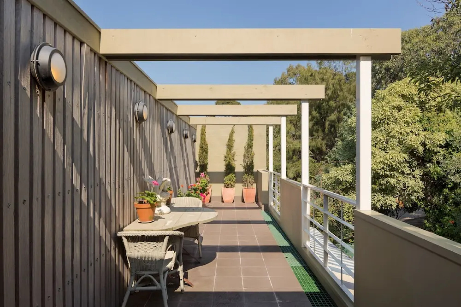 The Castle - Villa by the Sea