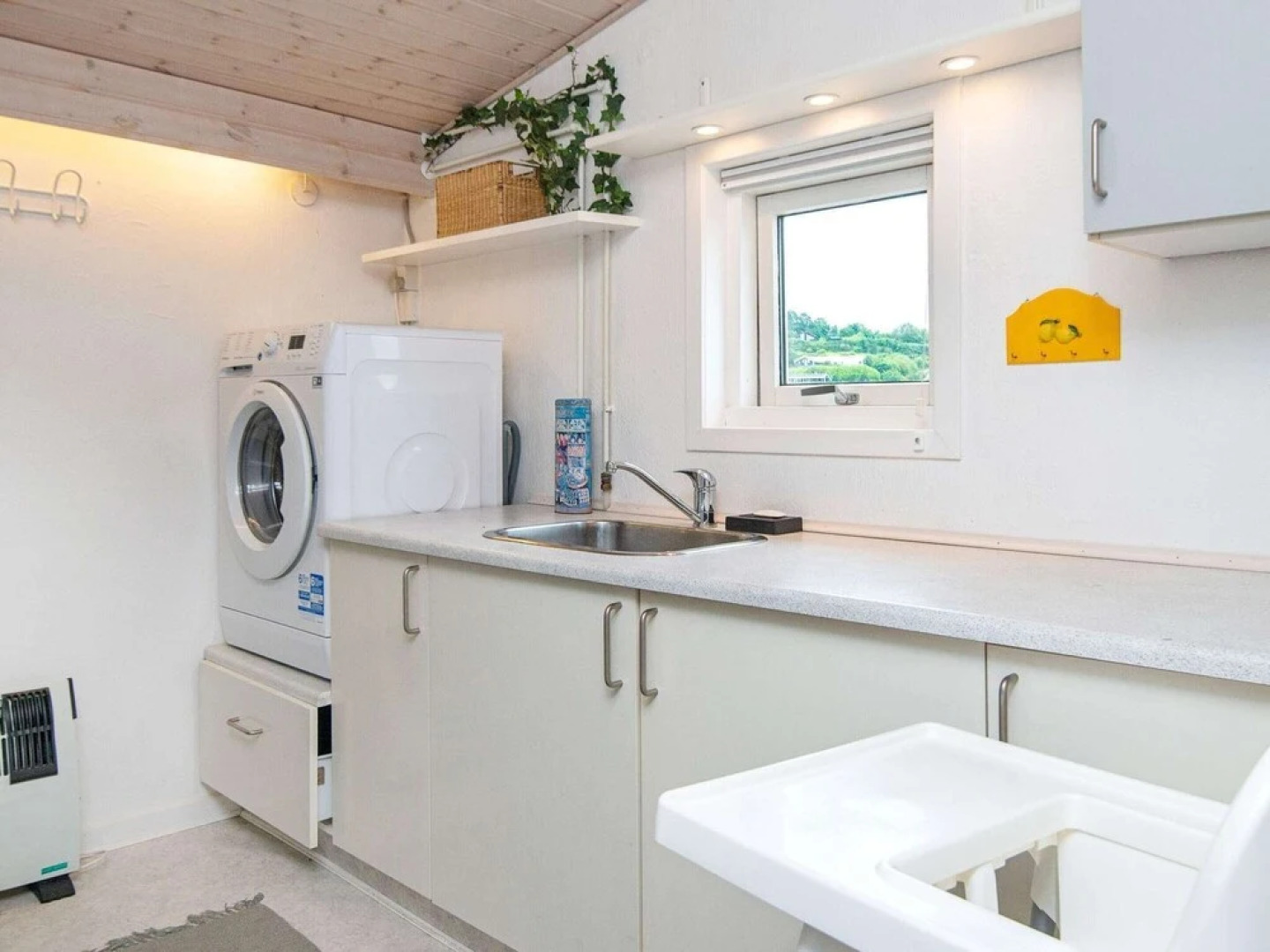 6 Person Holiday Home in Ebeltoft