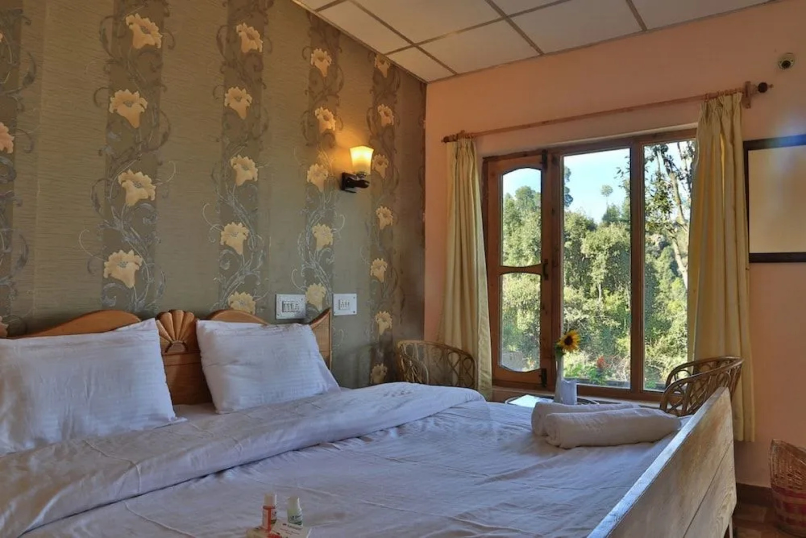 Parwati Resort - A Luxury Himalaya View Resort In Patal Bhuvaneshwar