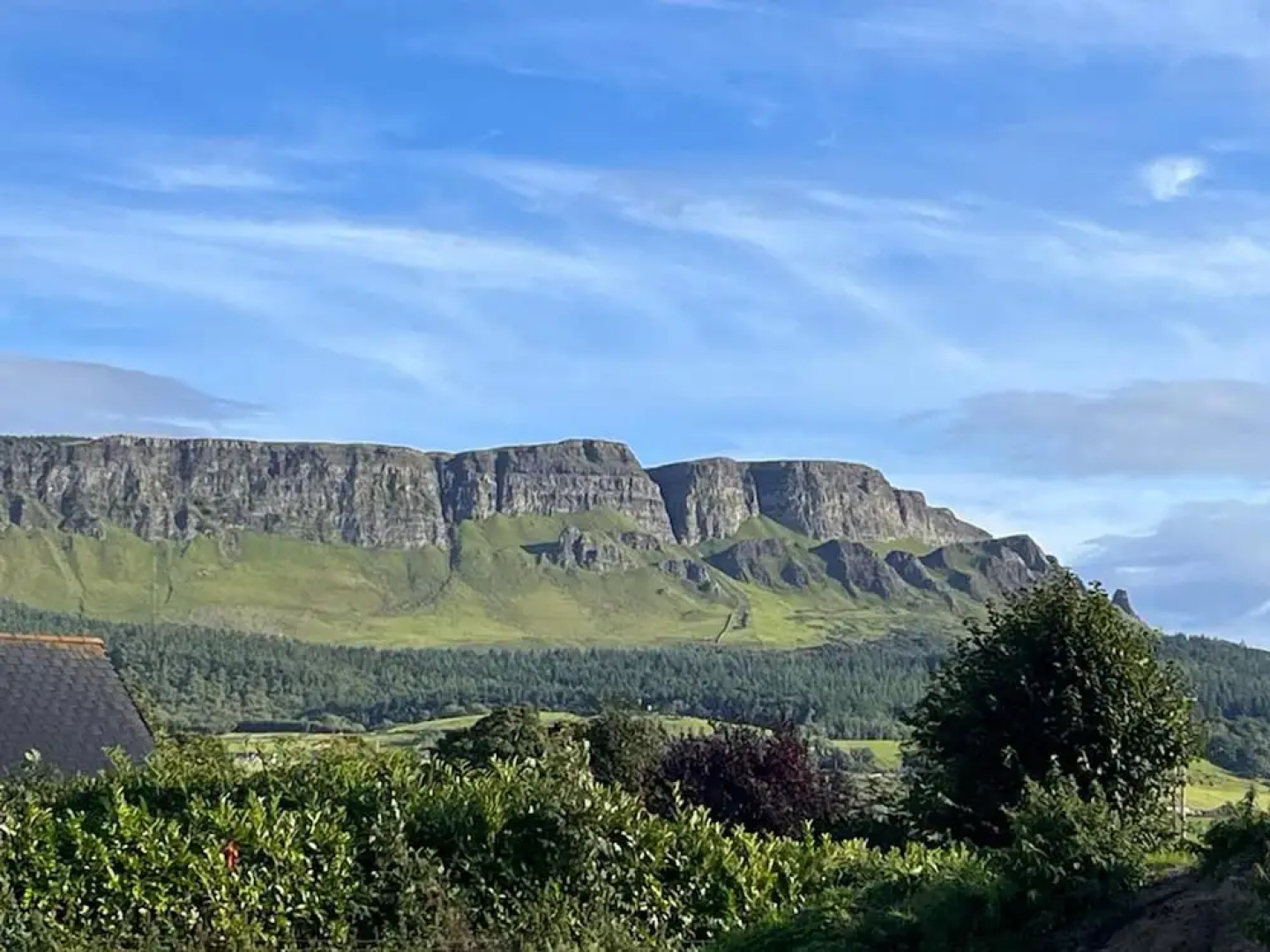 Magilligan - Cottage - Sleeps 6 - Parking - Garden