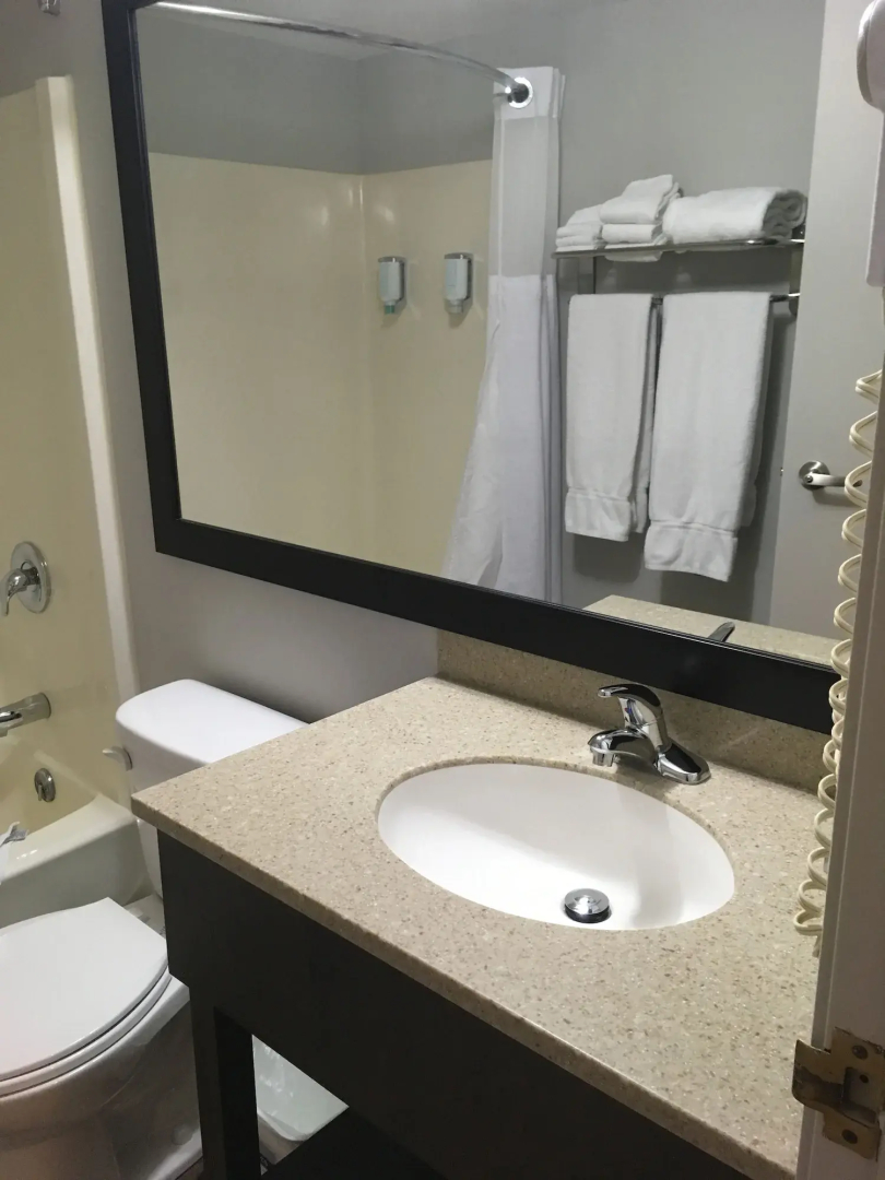 Travelodge Suites by Wyndham New Glasgow