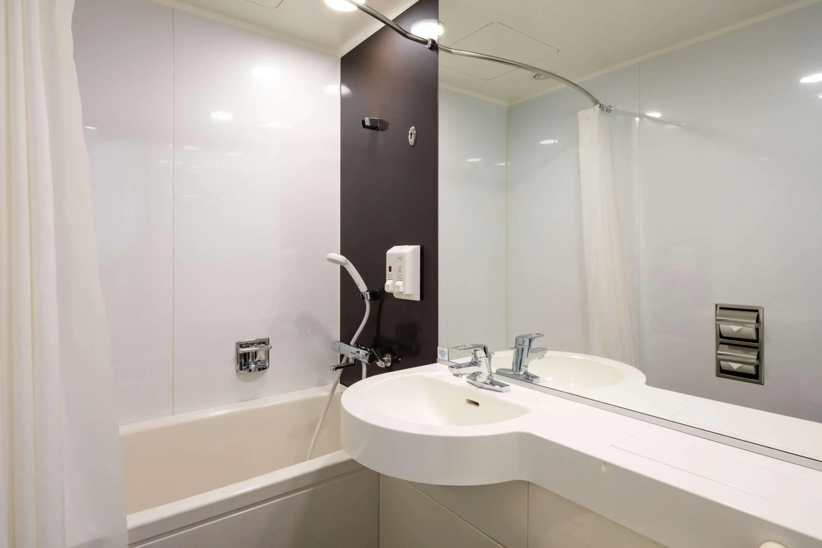 Comfort Hotel Toyama Ekimae