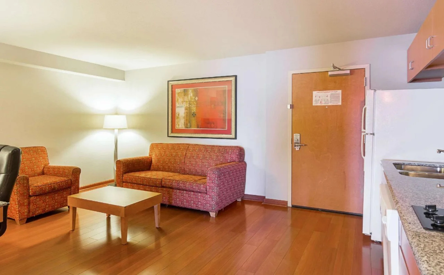 Comfort Suites At Virginia Center Commons