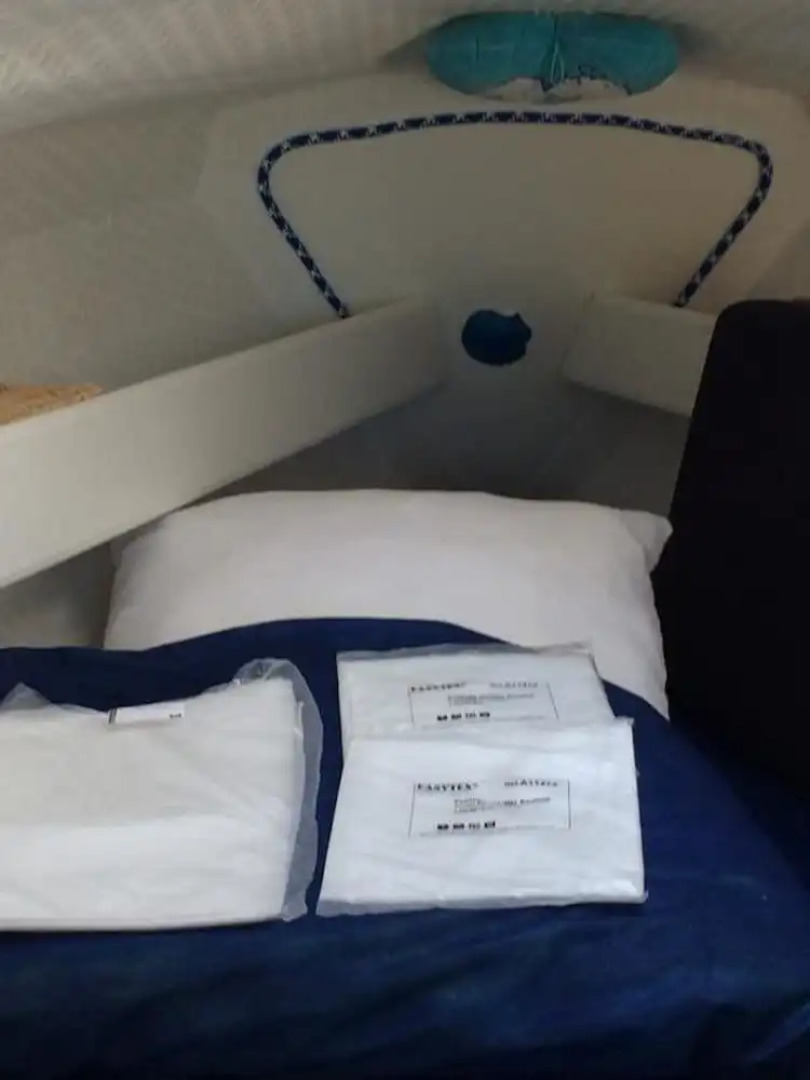 Voilier A Quai Gruissan