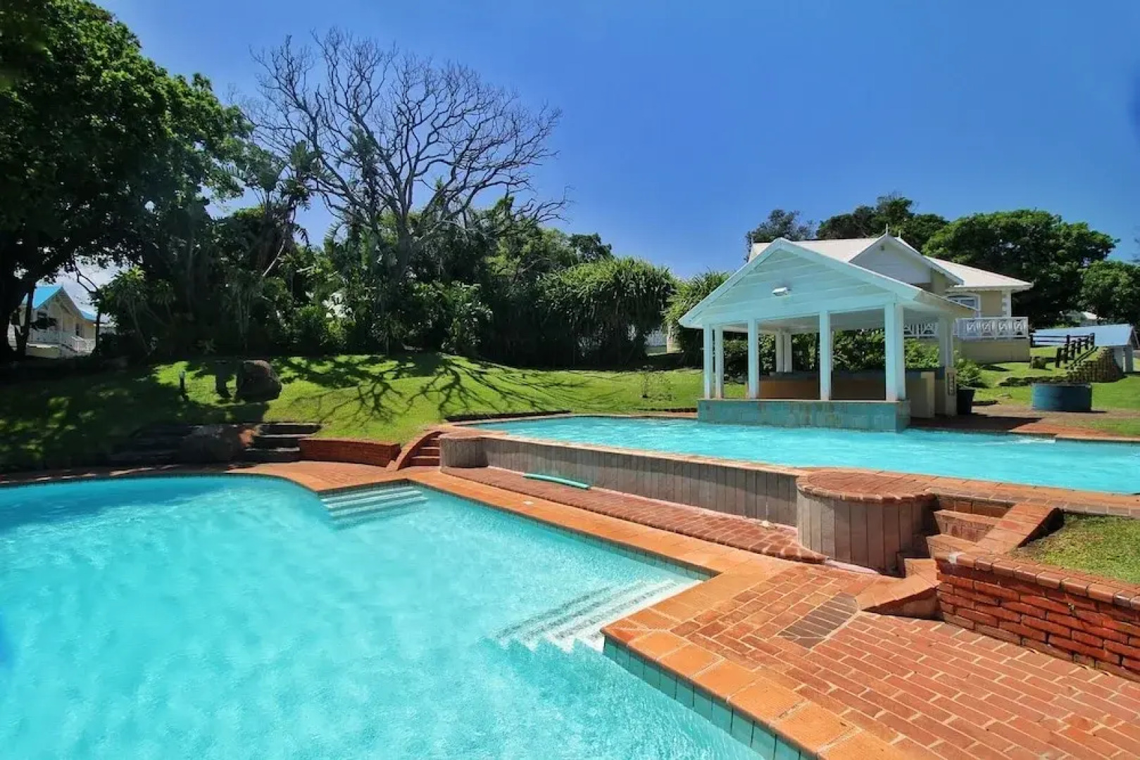 Caribbean Estate Deluxe