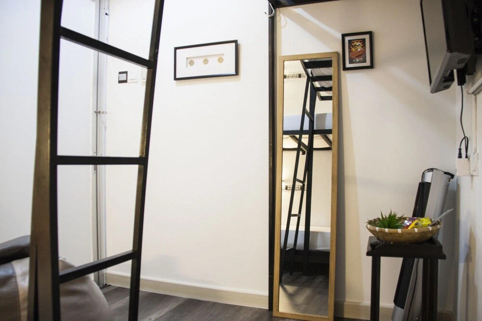 Roomies Boutique Bed & Breakfast - Hostel