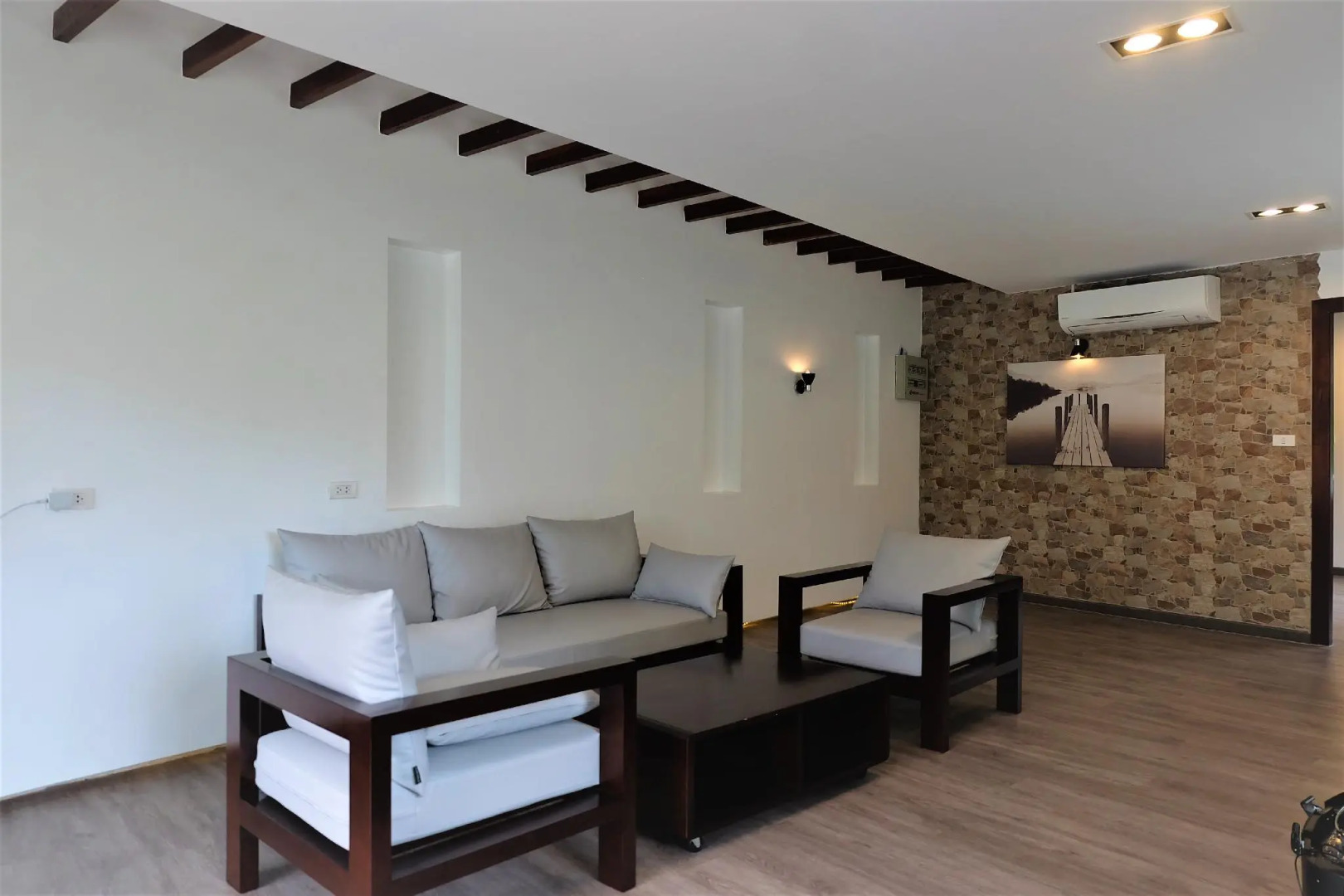 Rubrom&Chomview Hauhin Pranburi