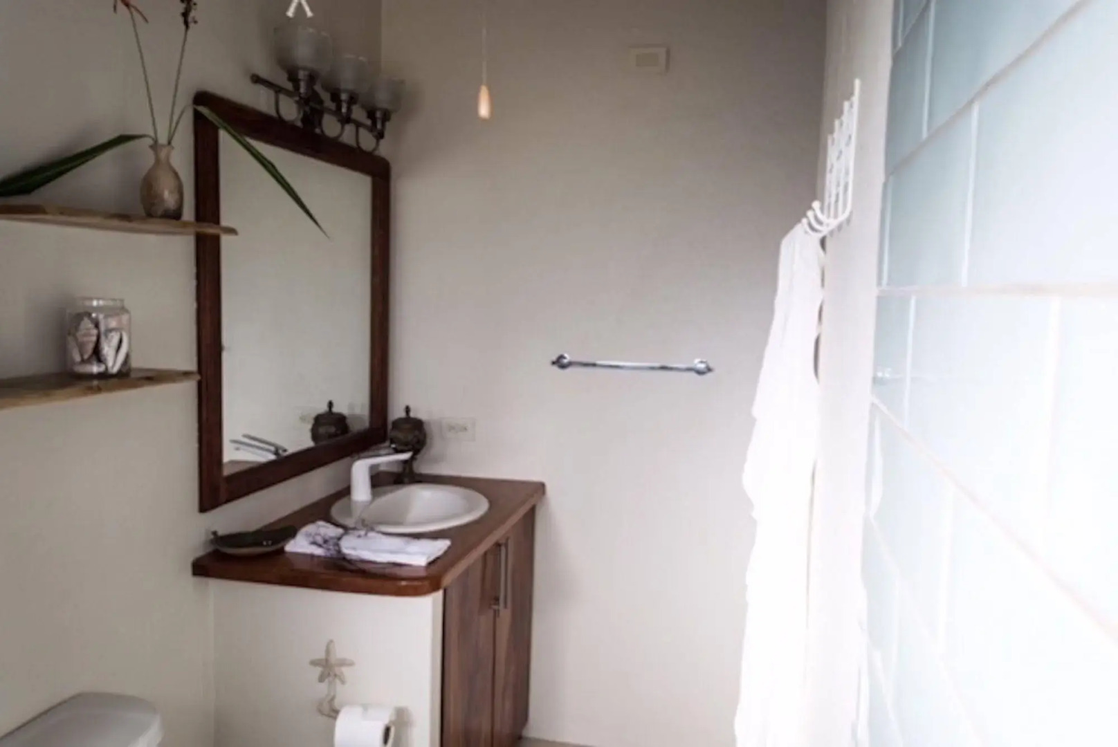 Ten North Tamarindo Beach Hotel