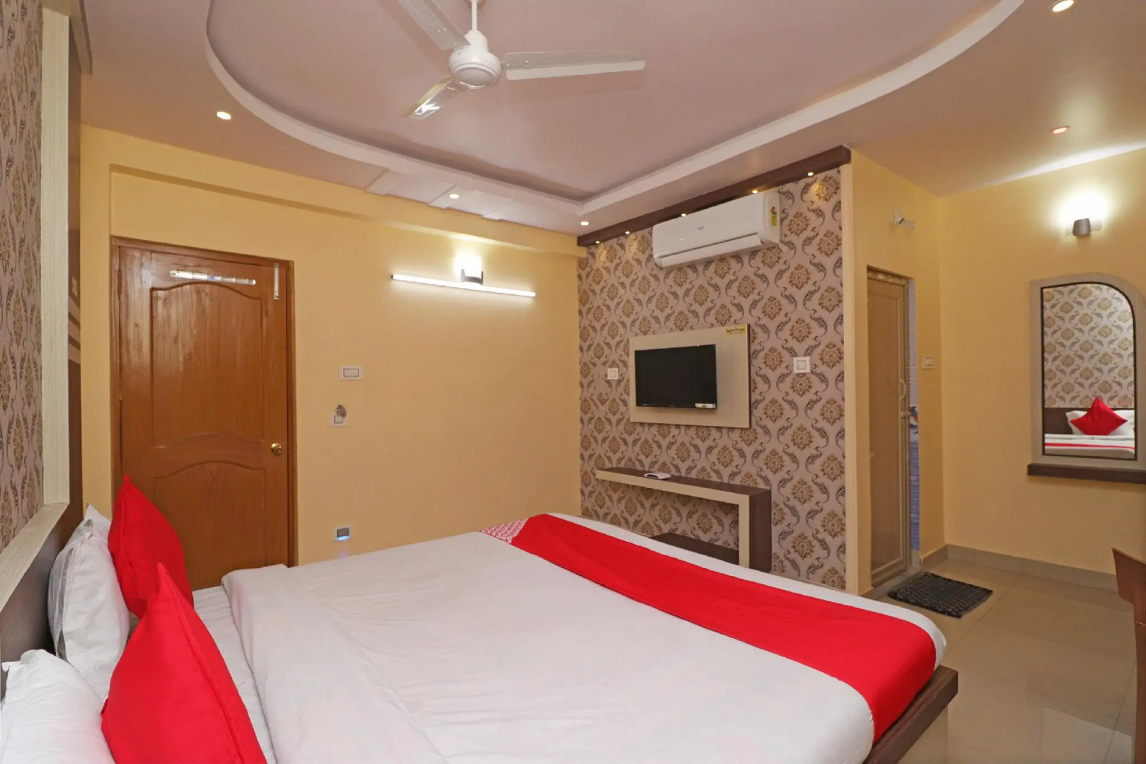 OYO 30341 Hotel Nilachal