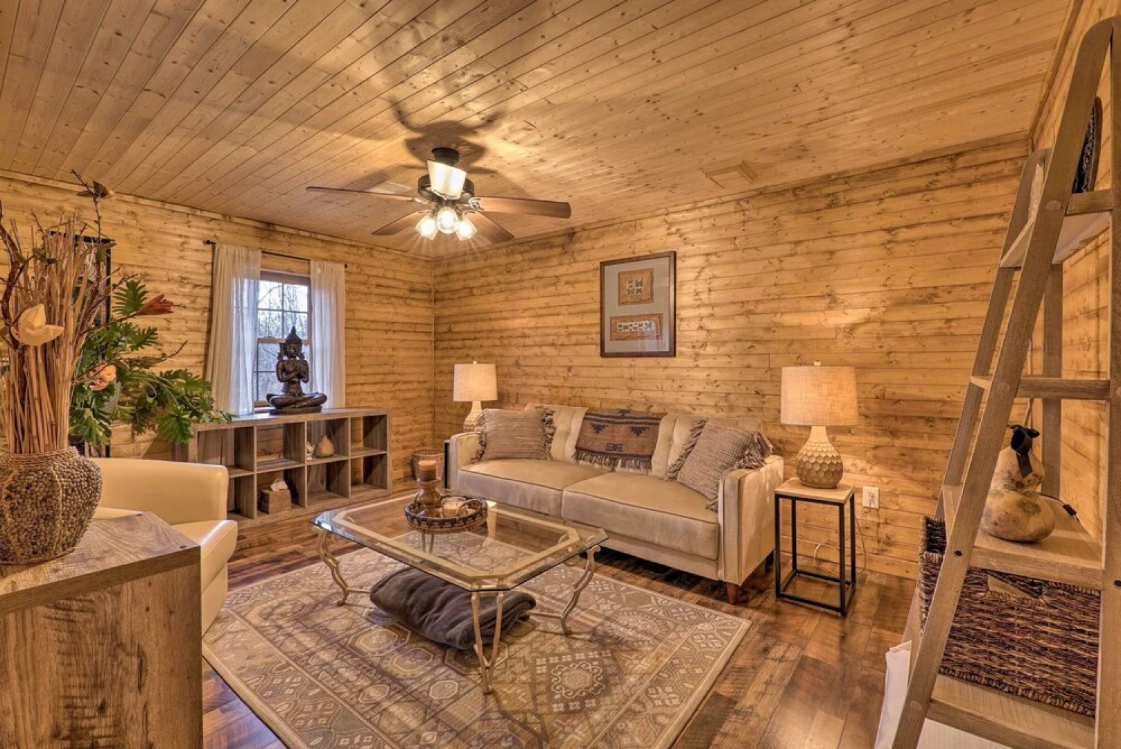 Charming Log Cabin at Double JJ Ranch Resort!