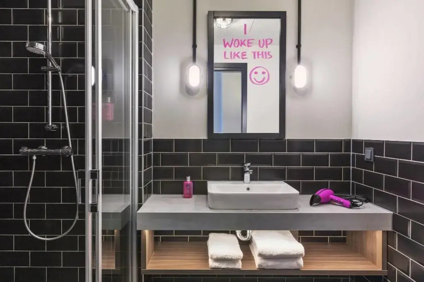 Hotel Moxy Duesseldorf South