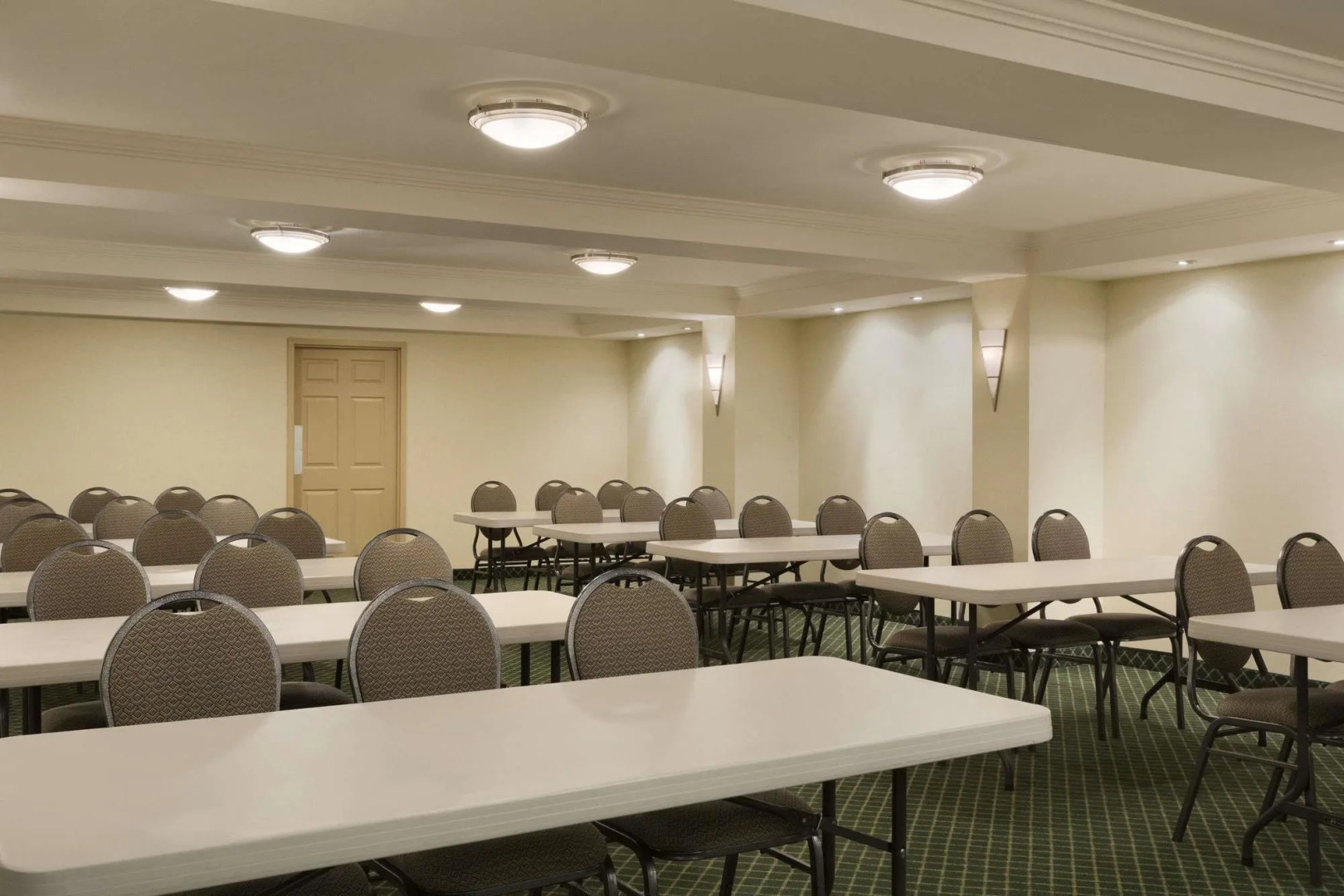 Days Inn by Wyndham Toronto East Beaches