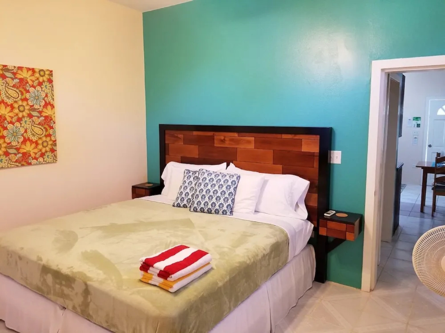 Sea Pearl Vacation Suites