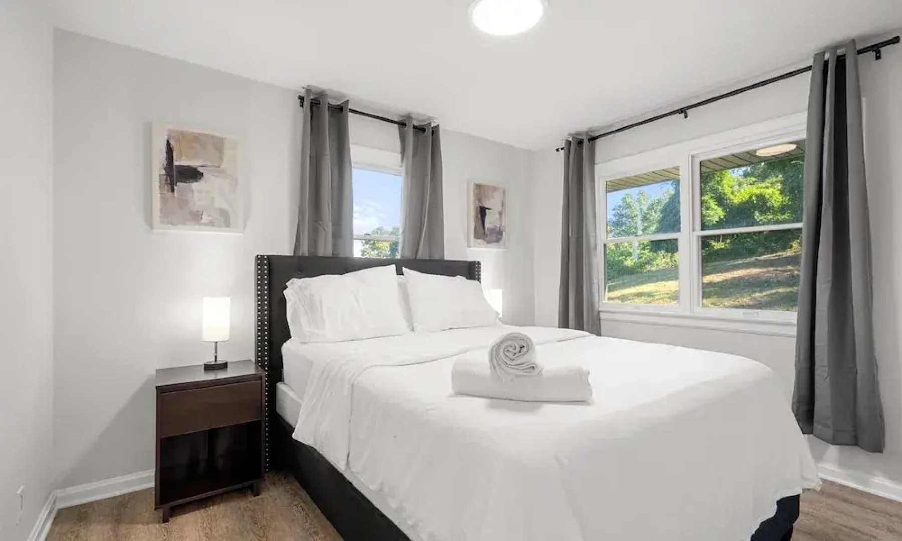 Upscale Old Town Views 3BD Lux