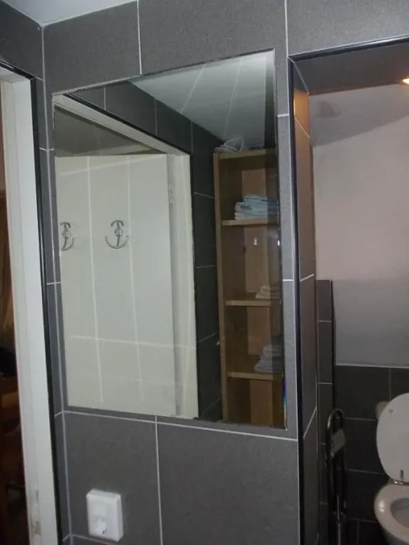 Apartment + Studios Insulinde