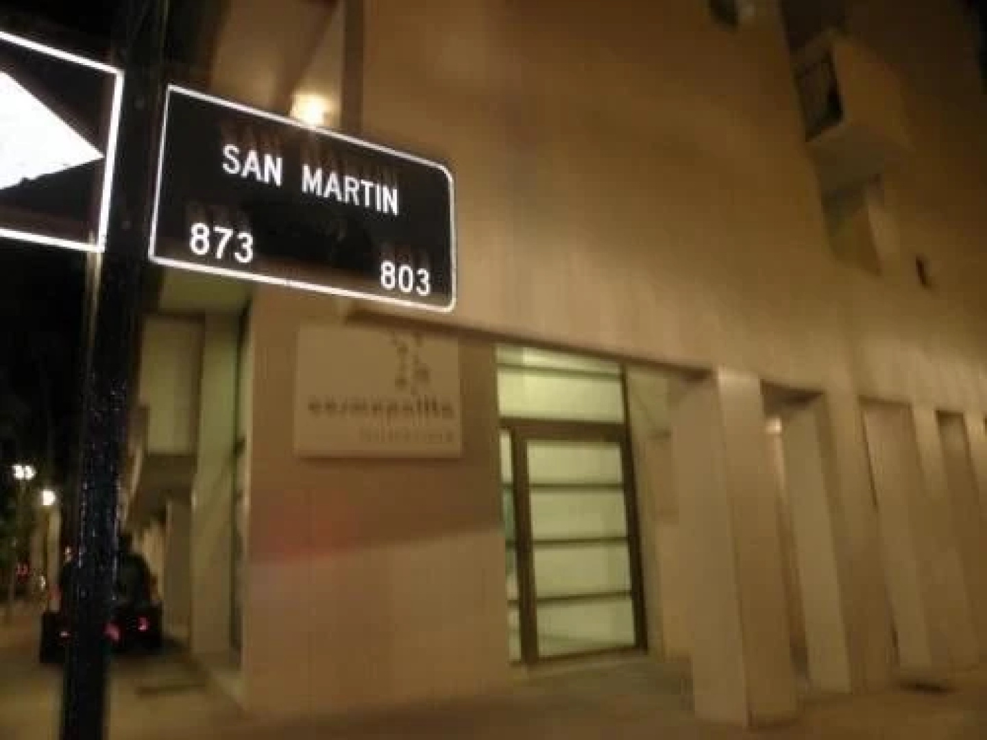 YQ Santiago Suites
