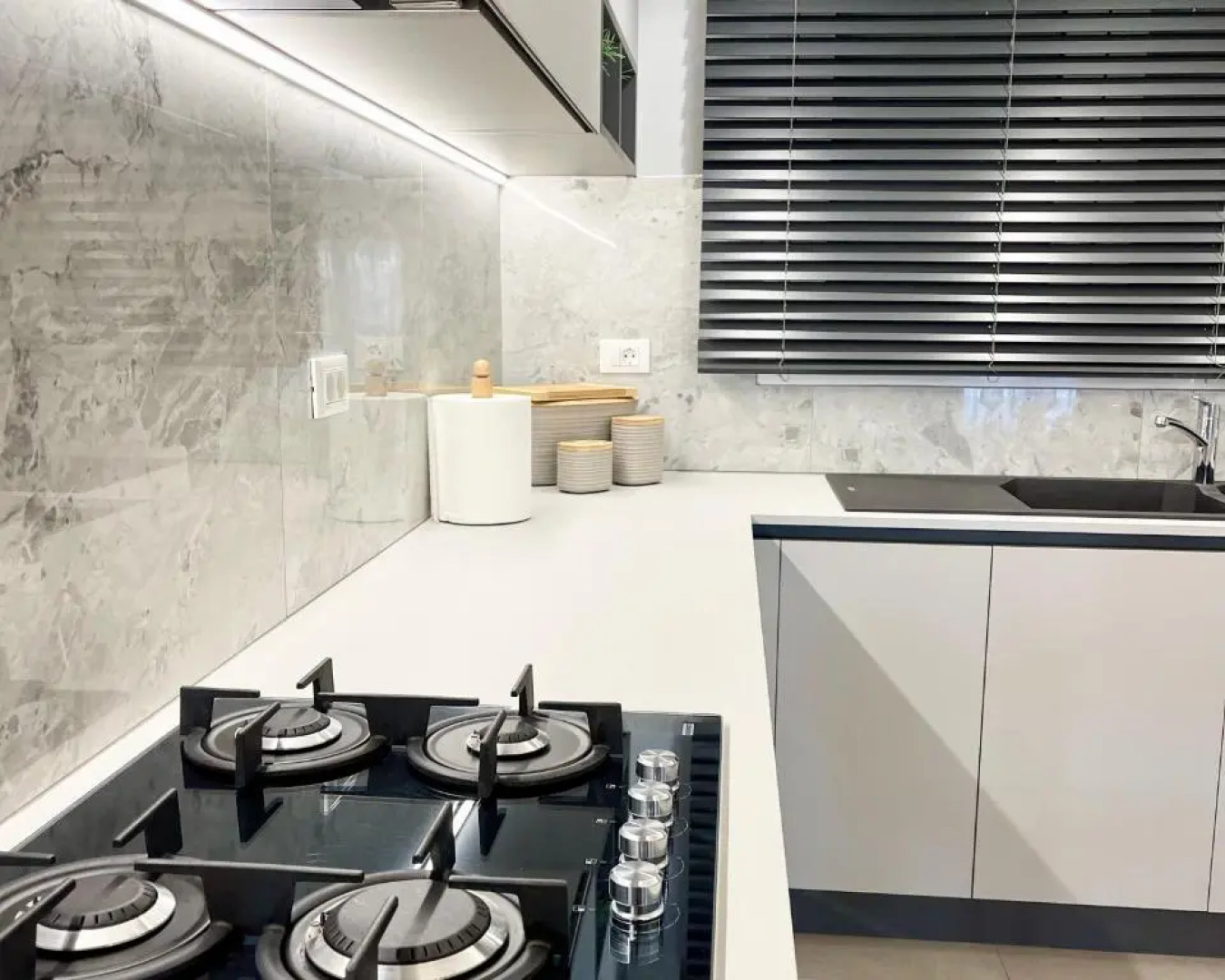 White House Kokas Luxury Apartments