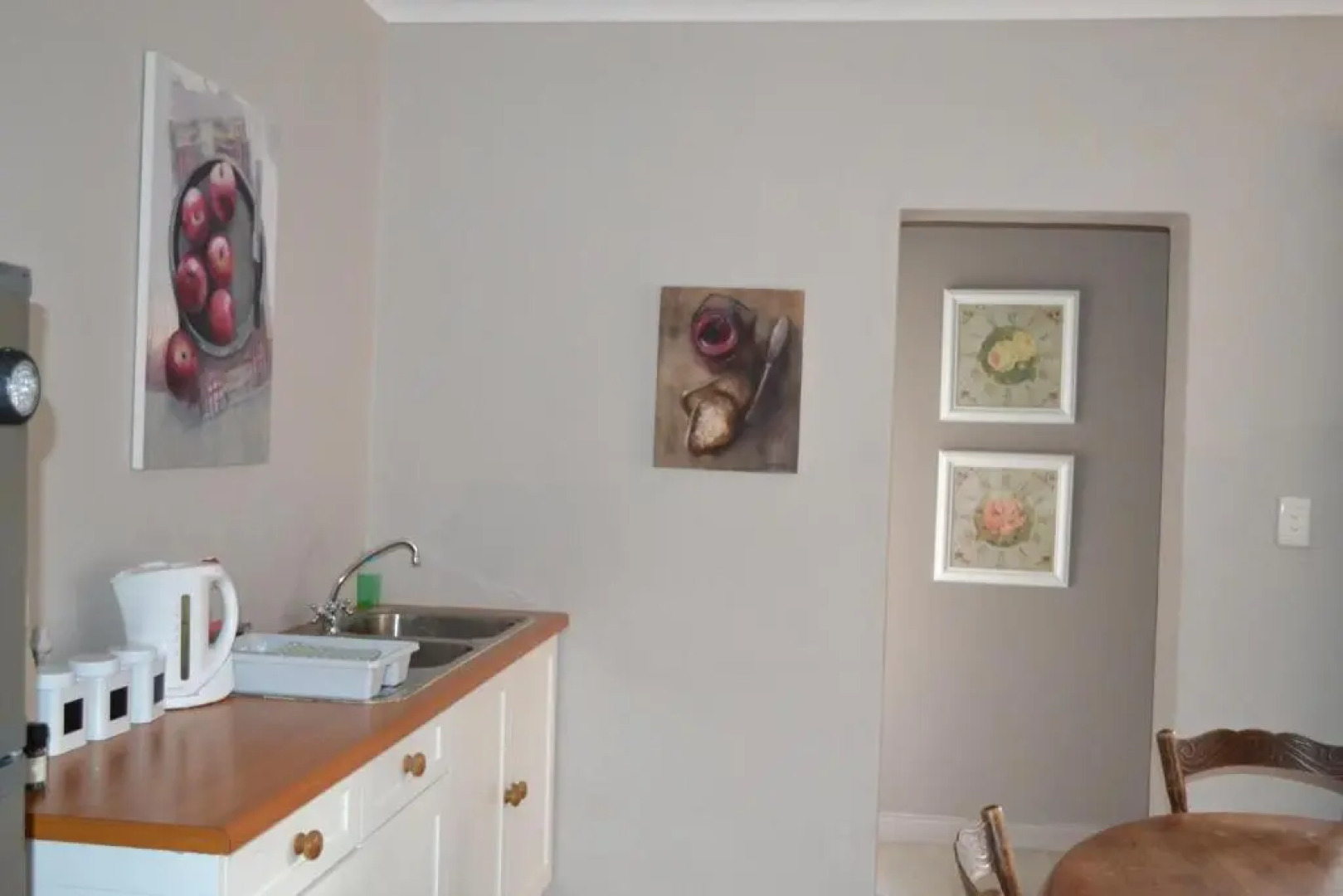 By the Way Guesthouse