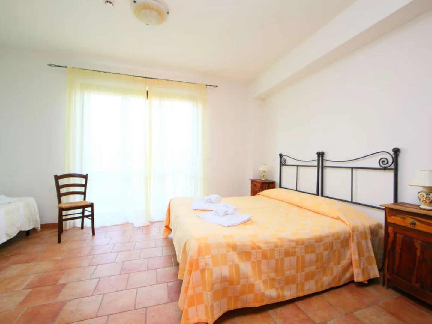House Oak Pitigliano 13611
