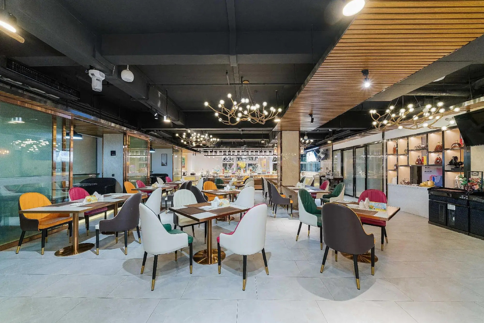 Nanning Jingdu International Hotel (Nanhu Park Binhu Road Metro Station)