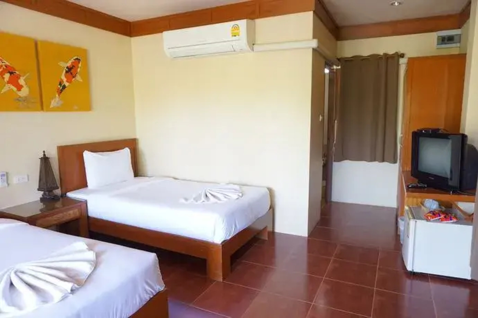 Uthai River Lake Resort