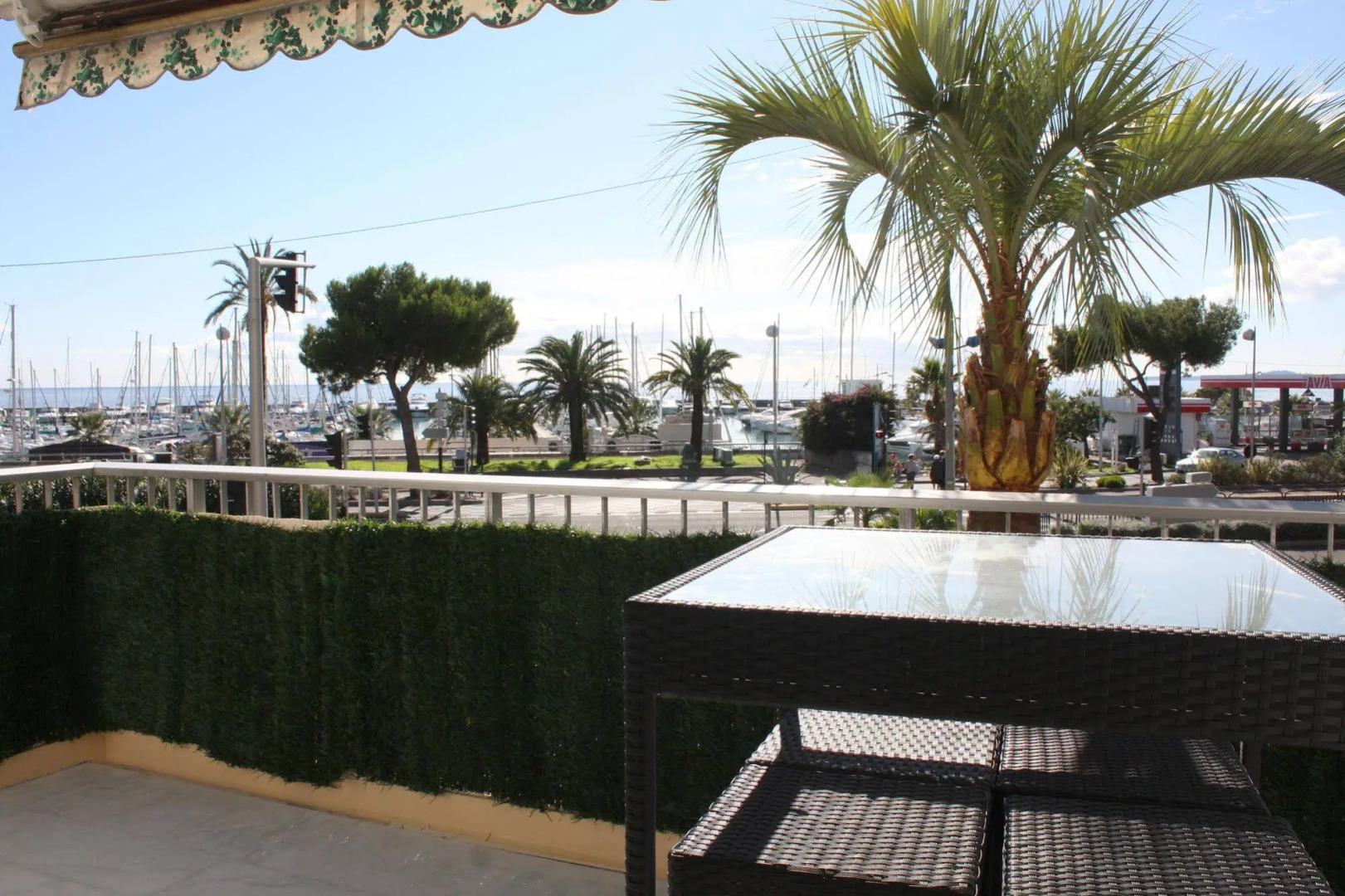 Happy Few - Le Blue Whale