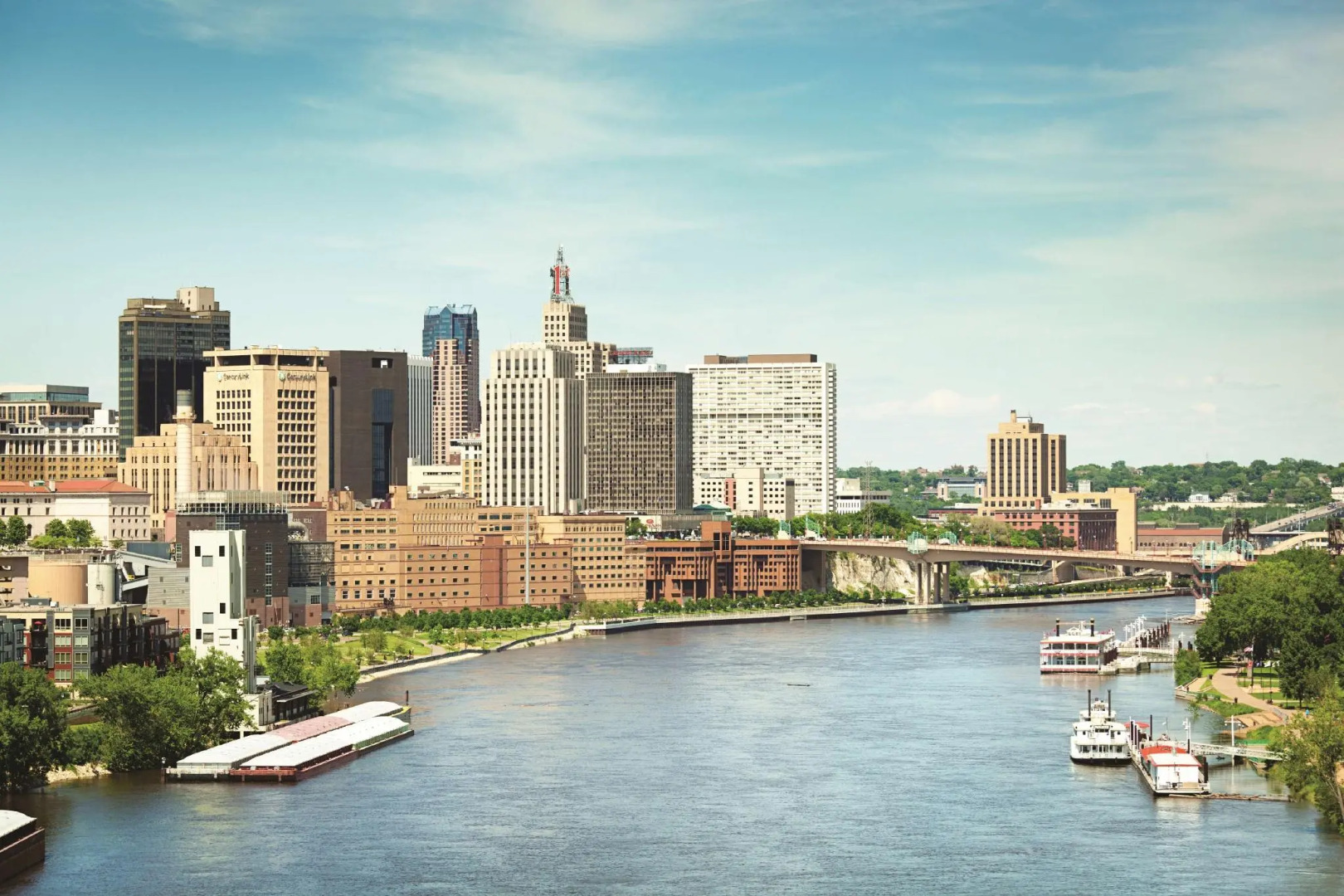 La Quinta Inn & Suites by Wyndham St. Paul-Woodbury