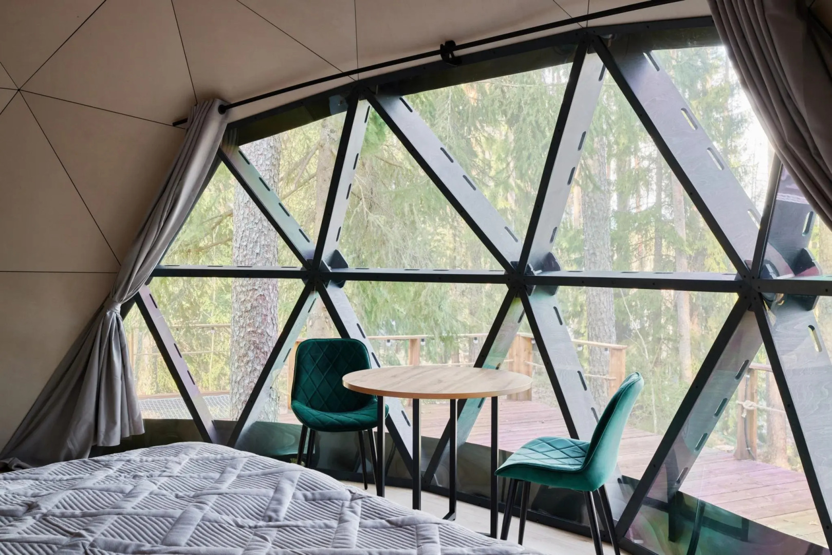 Forest Lake (Форест Лэйк)