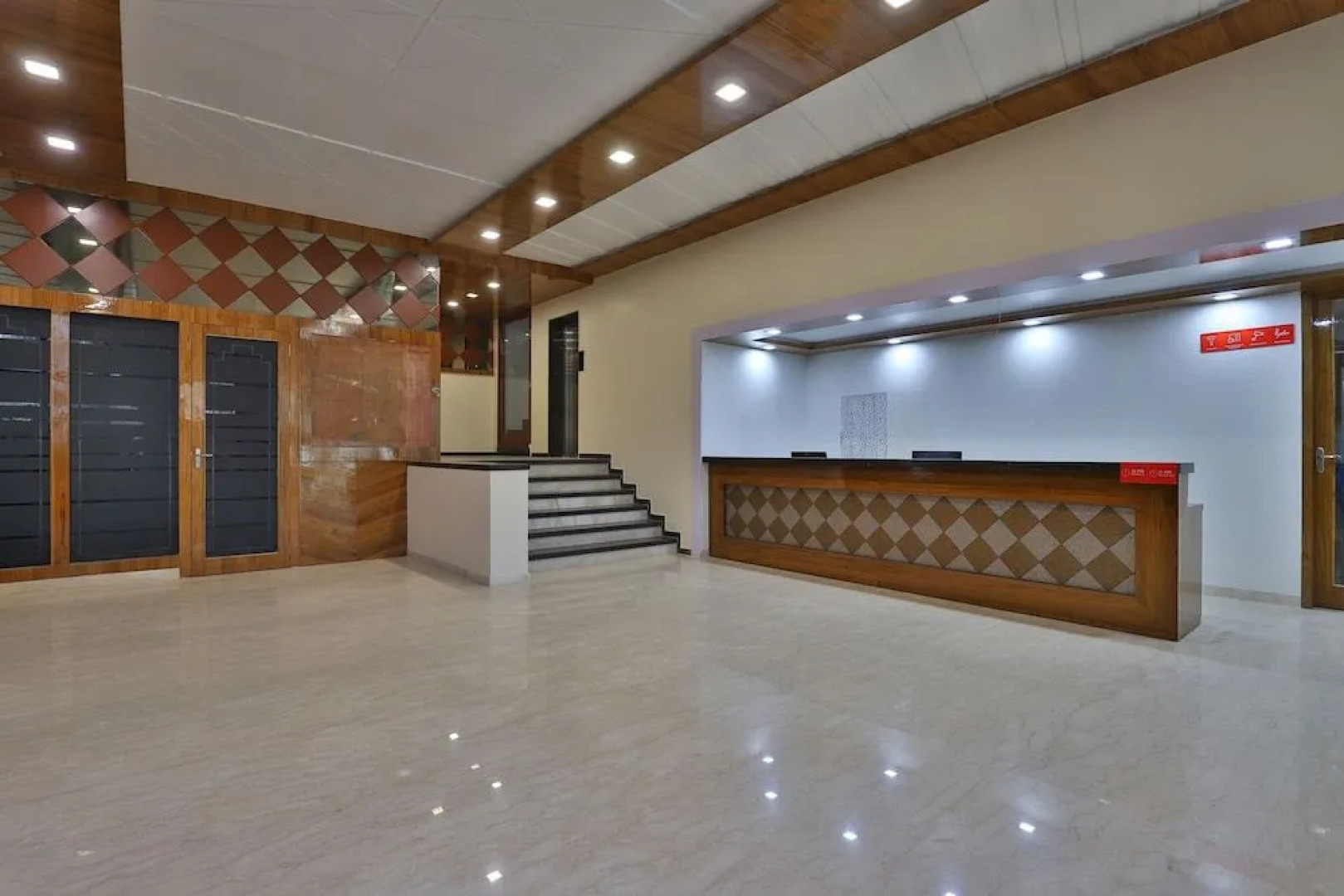 OYO 11543 Hotel Panchsheel